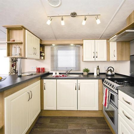 Lakeside Holiday Park Hotel Burnham-on-Sea Buitenkant foto
