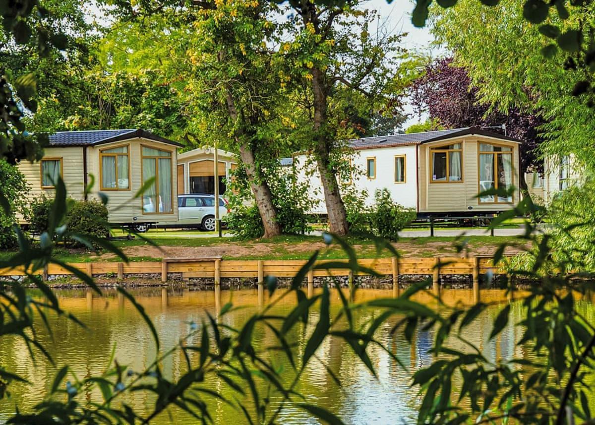 Lakeside Holiday Park Hotel Burnham-on-Sea Buitenkant foto